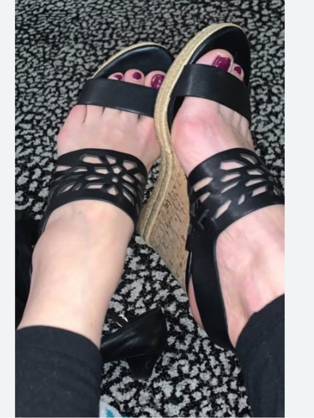 Charles By Charles David Black Leather Espadrille Wedges. Sz 5 - Picture 8 of 8